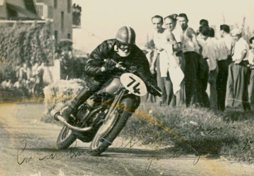 Italian 74 Moto Guzzi Motorcycle Poster 0000-4851